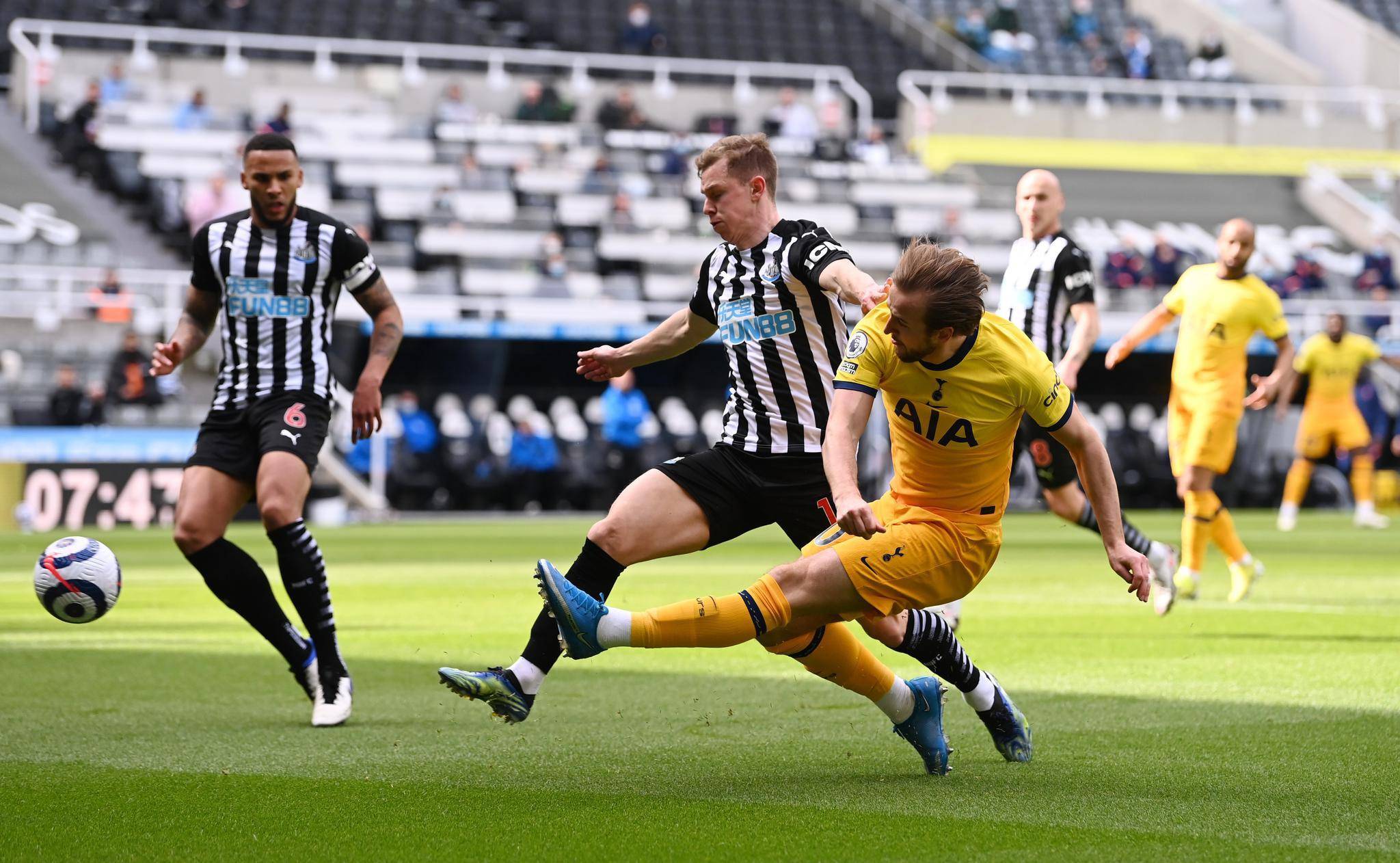 选手们艰苦 选手们艰苦