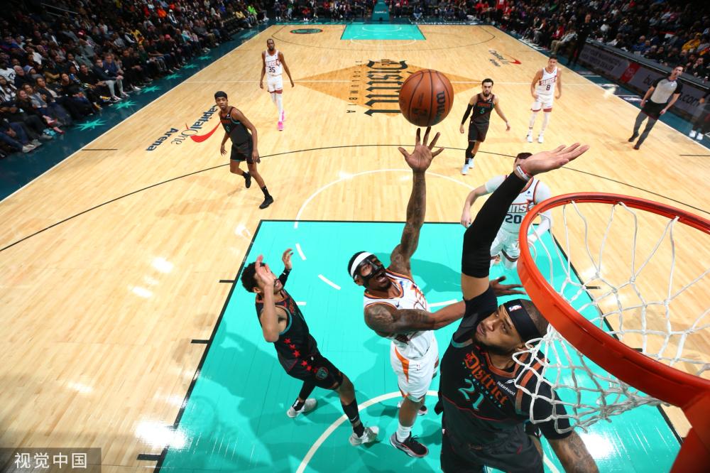 在世界杯等 在世界杯等